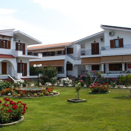 Hotel Katerina Keramoti  Luaran gambar