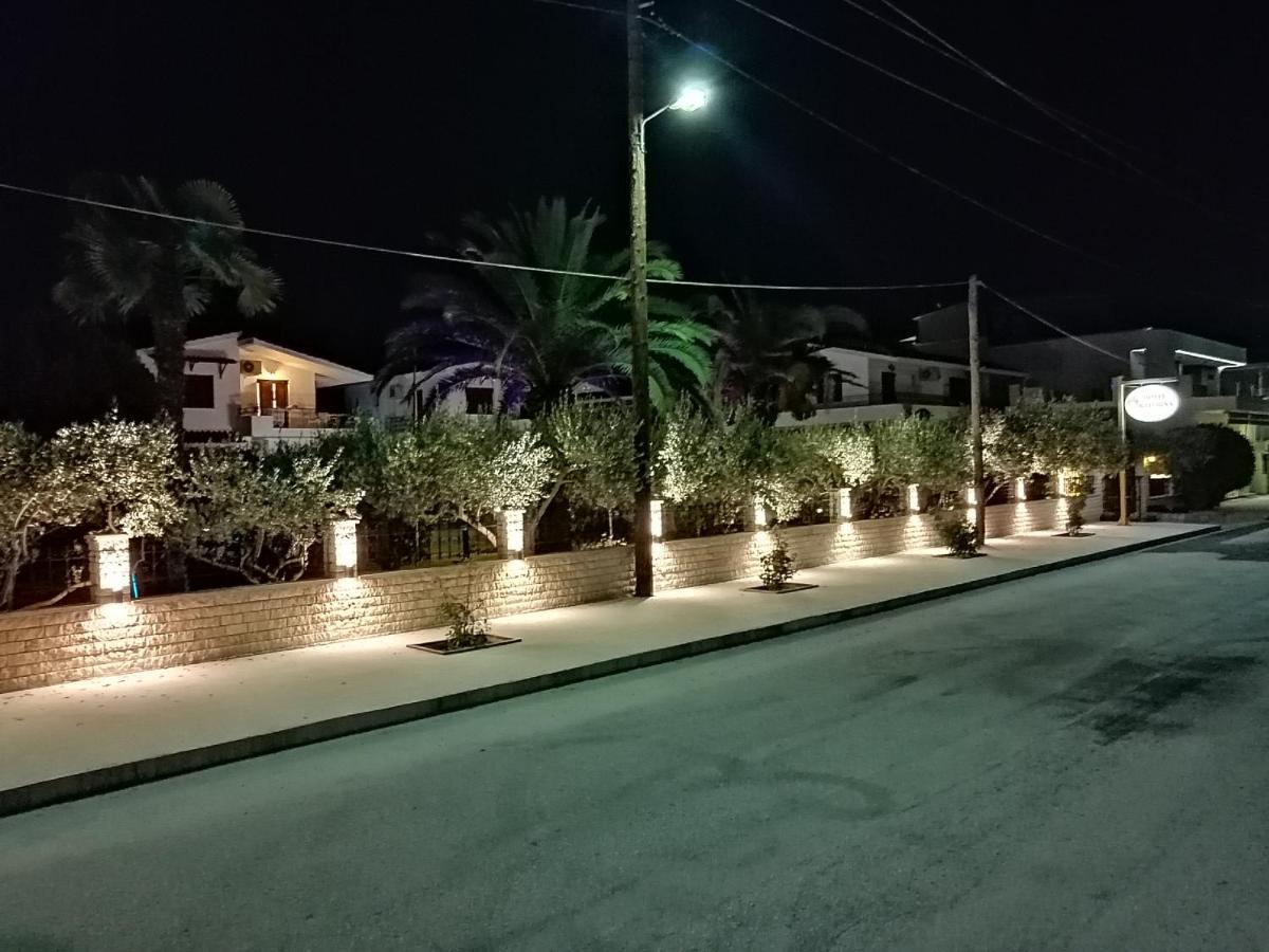 Hotel Katerina Keramoti  Luaran gambar