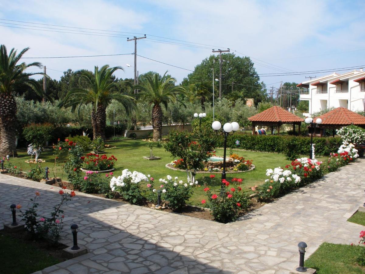 Hotel Katerina Keramoti  Luaran gambar