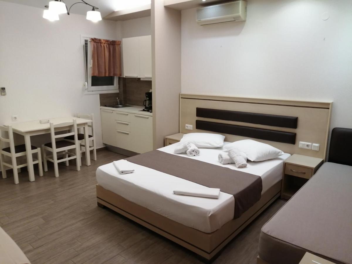 Hotel Katerina Keramoti  Luaran gambar