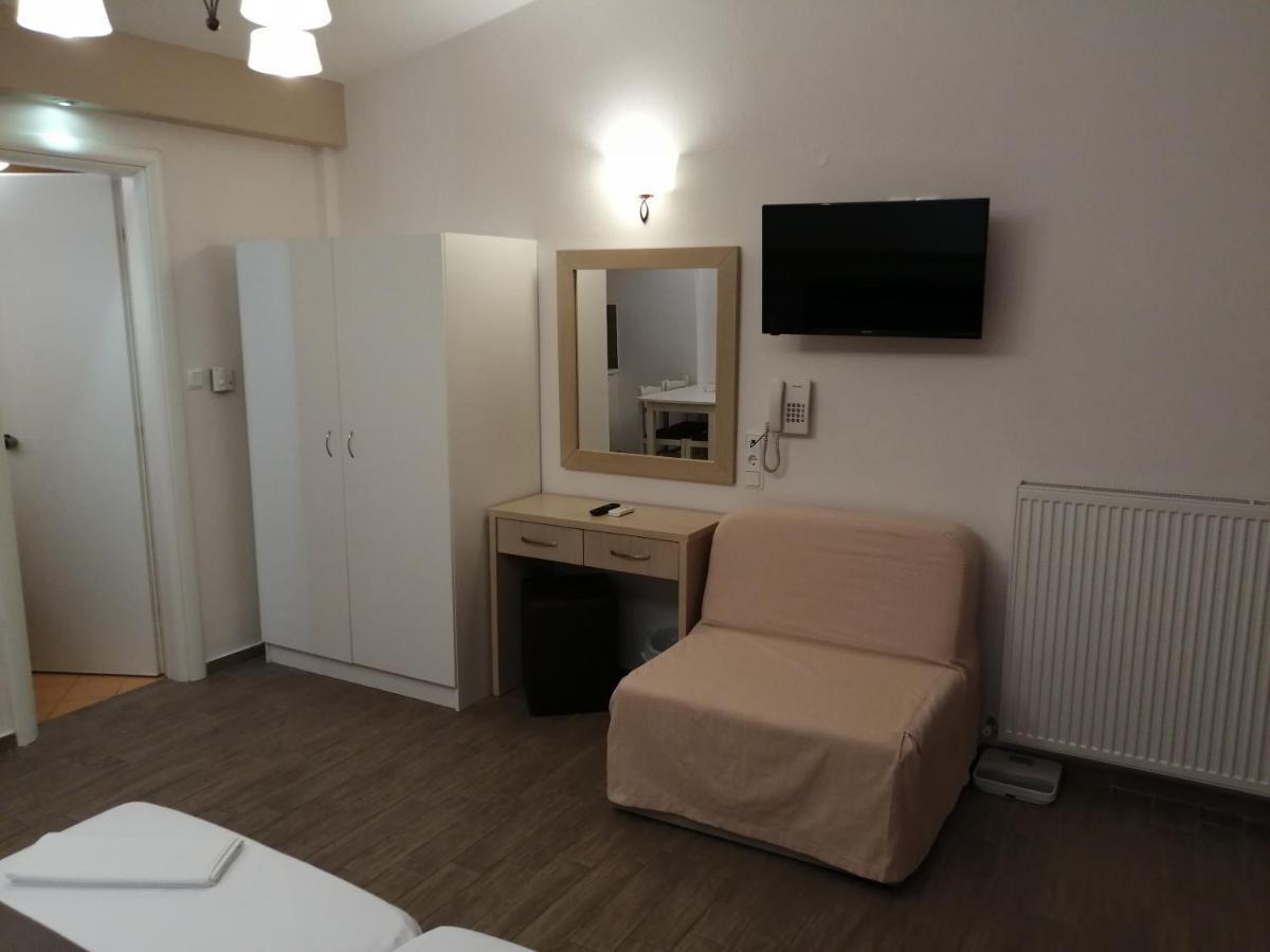 Hotel Katerina Keramoti  Luaran gambar