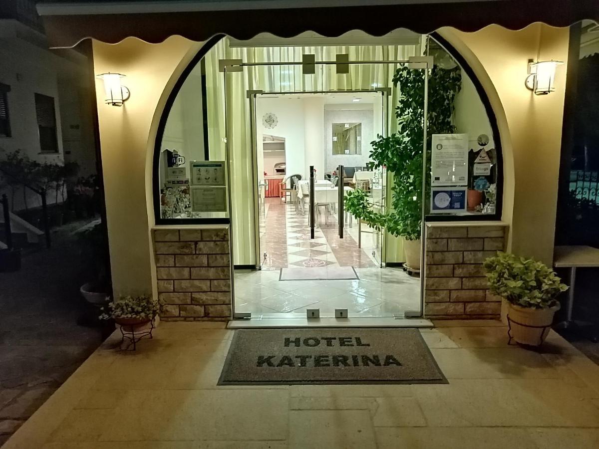 Hotel Katerina Keramoti  Luaran gambar